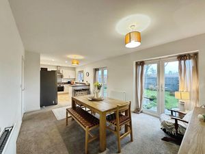 Photo 9- click for photo gallery